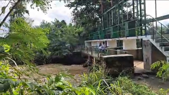 Brodiemu and Bebianeha residents appeal for a bridge over the river Densu